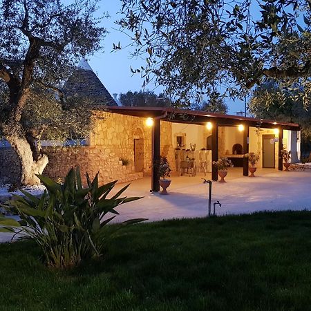 Trullo Degli Augelli Guest House San Michele Salentino Bagian luar foto