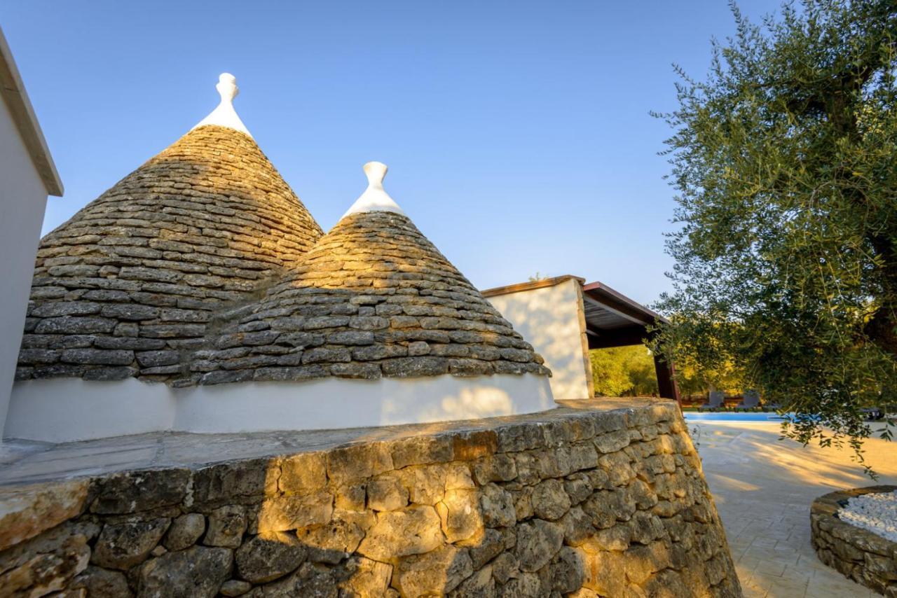 Trullo Degli Augelli Guest House San Michele Salentino Bagian luar foto